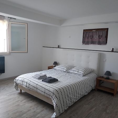 Appartamento Au Petit Bois Magique Payrac Esterno foto